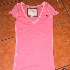 Abercrombie & Fitch Pink Short Sleeve Tee